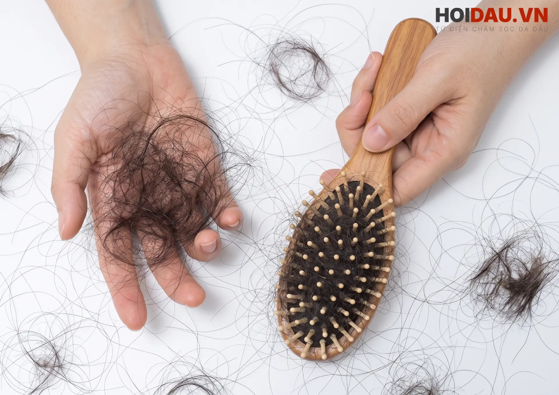 Nguyên nhân rụng tóc và các khắc phục toàn diện